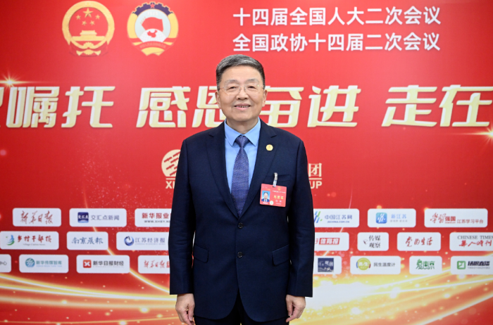 全国人大代表、中国工程院院士、pg电子游戏app药业董事长肖伟：开发中药“经典名方”，让“好方”变“好药”